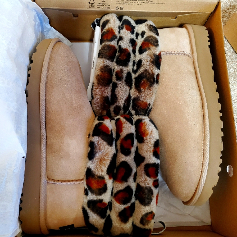 NWT UGG Boot - Fluff Mini Leopard Quilted